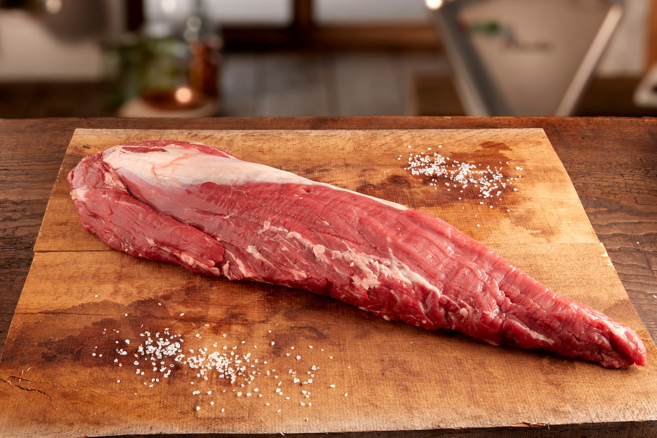 Rinderfilet Ganzes Stück Brasilien Gras – The Meatlovers Deutschland