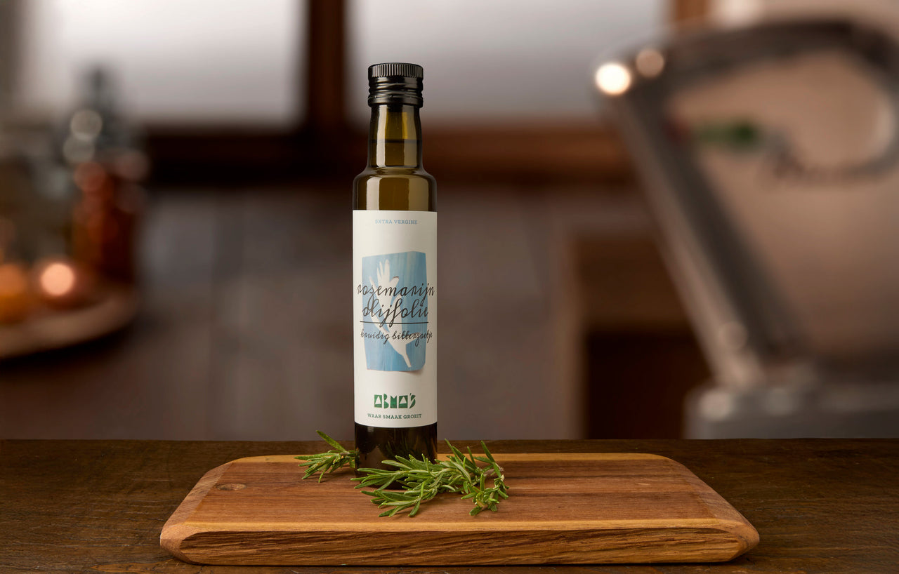 Olivenöl mit Rosmarin
