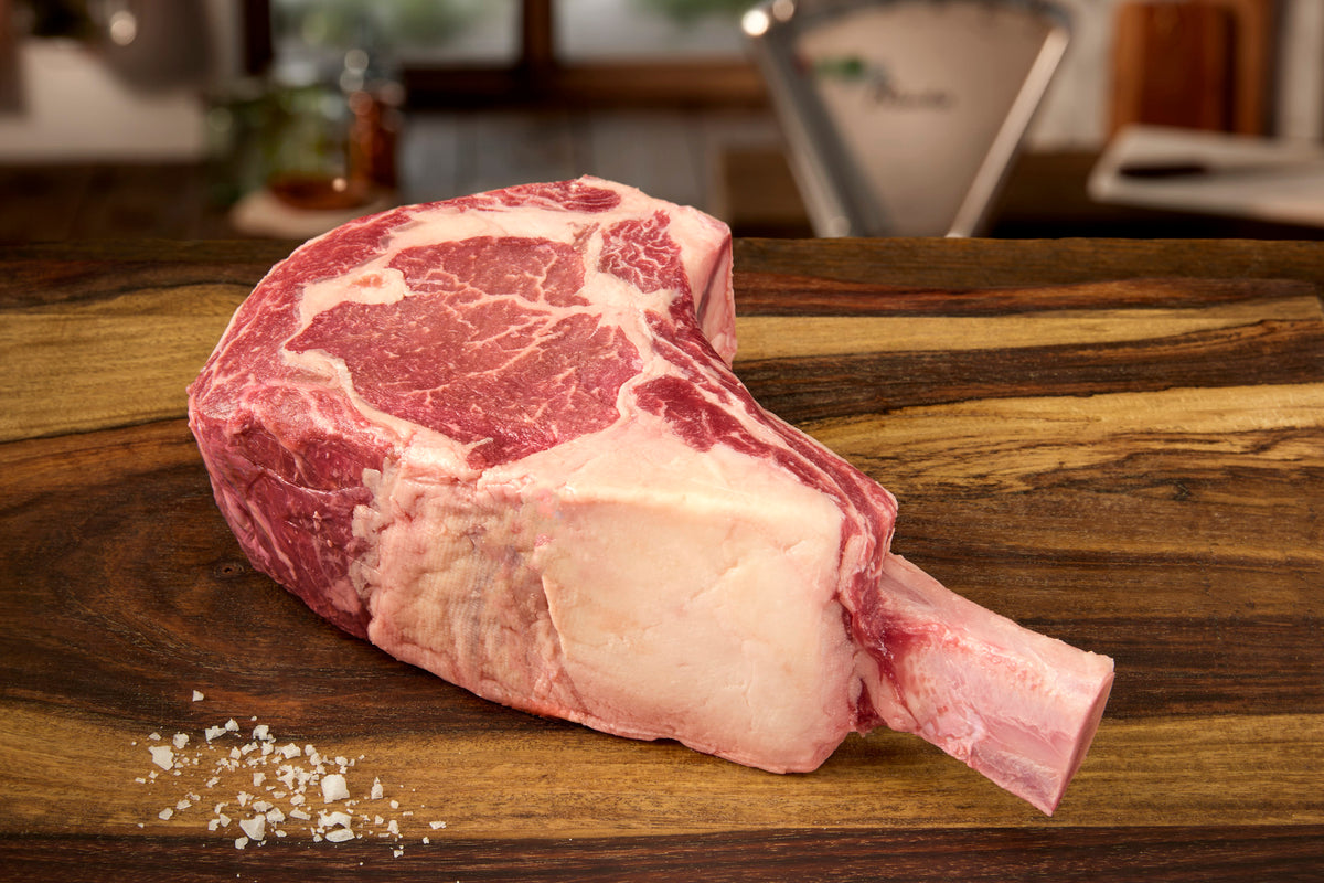 Tomahawk Steak Schottland Gras